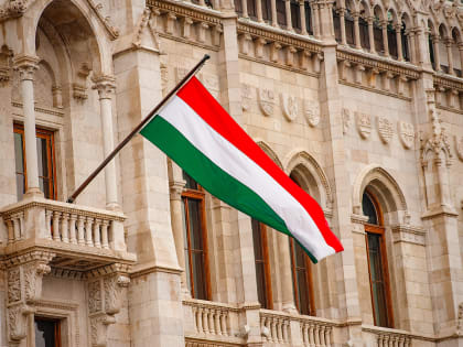 Венгерский парламент единогласно принял отставку президента страны Каталин Новак