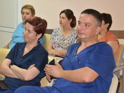 В Пушкинском перинатальном центре обсудили заболевания почек у беременных.