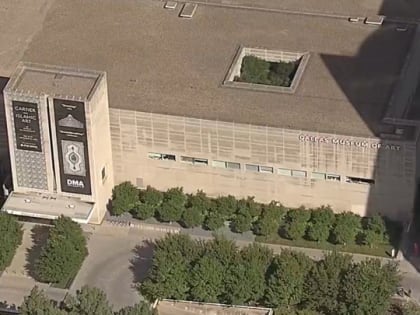 В США хулиган разбил музейные экспонаты стоимостью 5 миллионов долларов