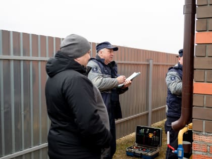 Более 60 жилых домов в поселке Проводник уже подключили к природному газу