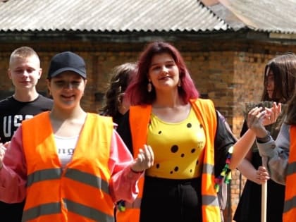 Открытие первой смены трудовых бригад состоялось в Электрогорском Доме молодежи