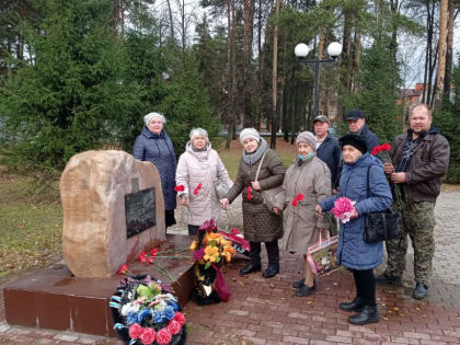 Митинг памяти состоялся на аллее воинов-интернационалистов