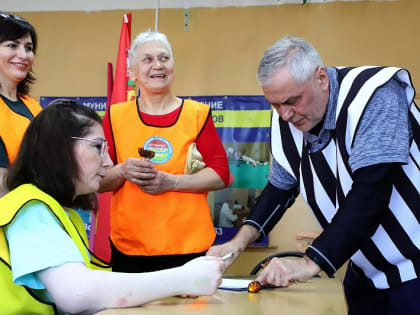 Глава городского округа Воскресенск посетил клуб инвалидов «Лидер»