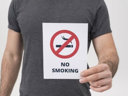 Психотерапевт рассказала, как не сорваться тем, кто бросает курить