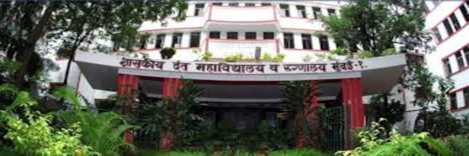 Featured image of college