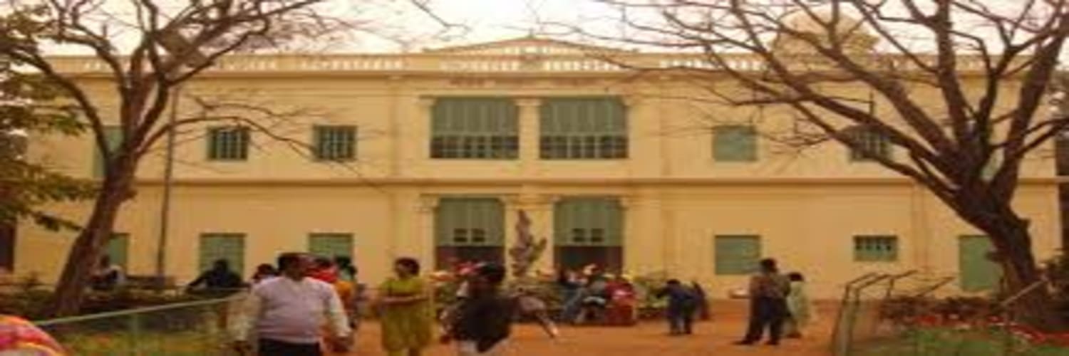 Featured image of college