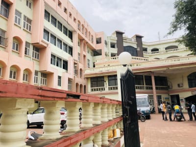 College Campus Image