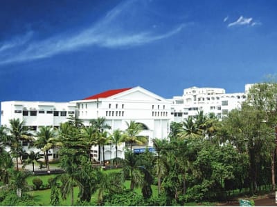 College Campus Image