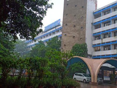 College Campus Image