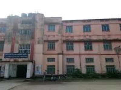 College Campus Image