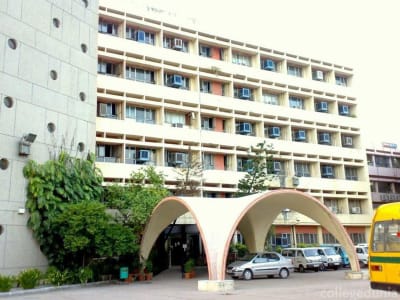 College Campus Image