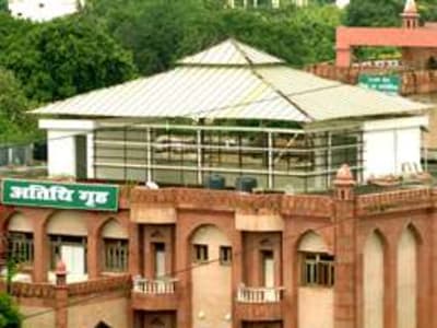 College Campus Image