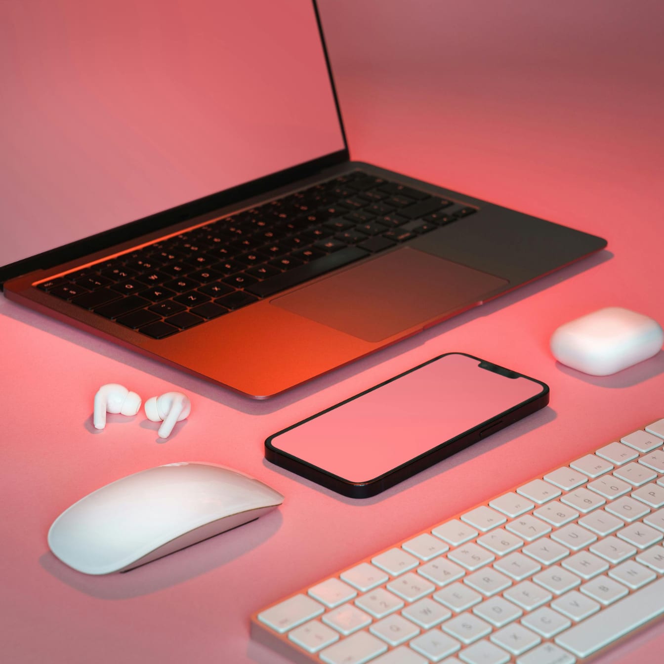 A link is pasted into a post, and is overlaid with cards showing other newsletters