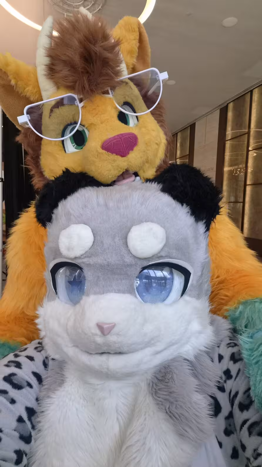 Artwork by Fursuiter: Sinaga