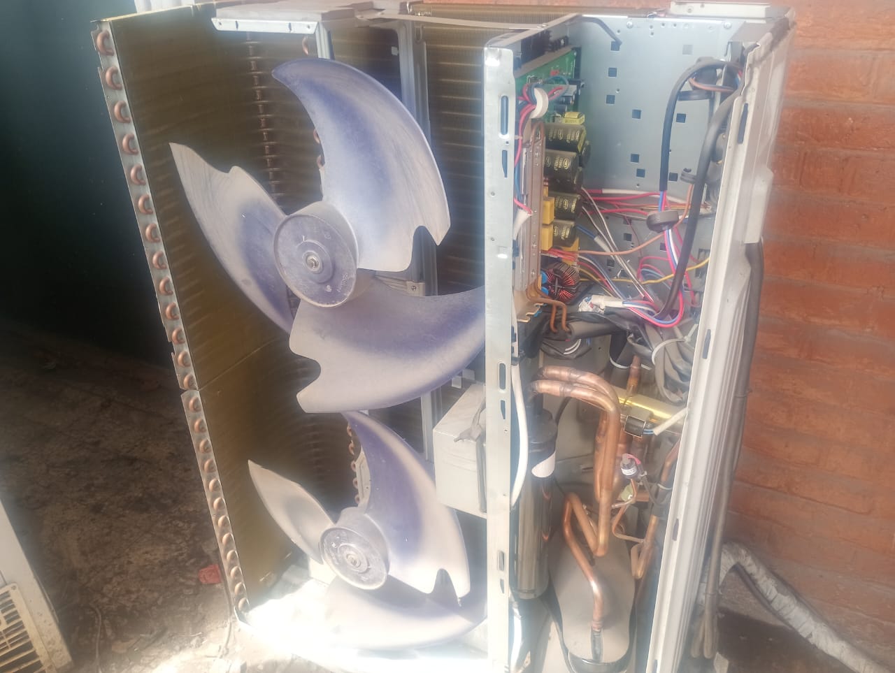 Reparación de Aires acondicionados - trabajo 3