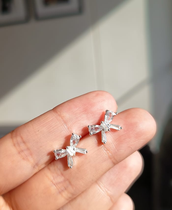 Aros | Lazos blancos