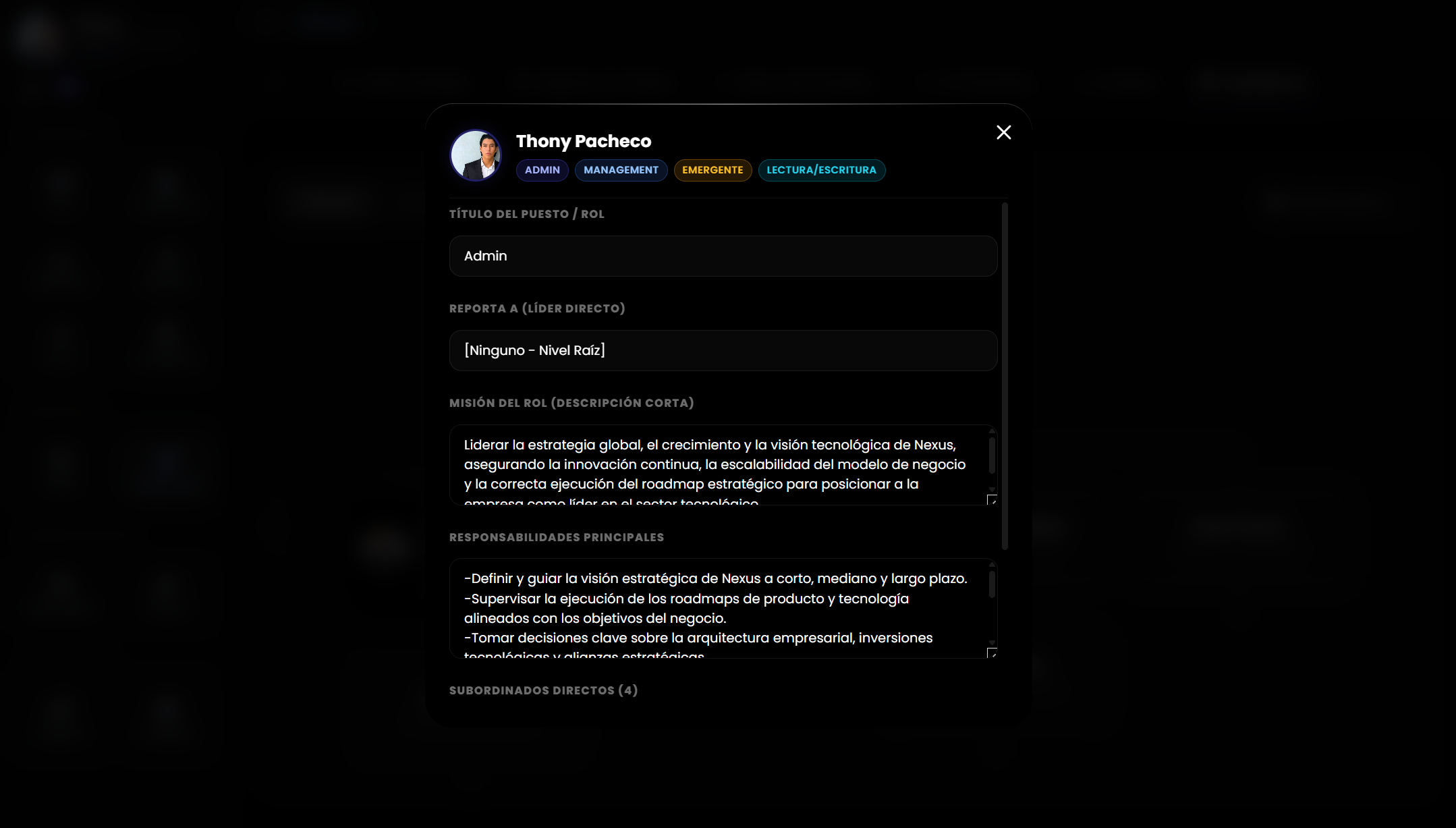 Detalle de información de un colaborador en el Organigrama Dinámico