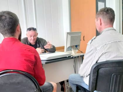 Помощник настоятеля Покровского храма в Хабаровске побеседовал с осужденными