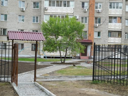 Депутаты Хабаровской городской думы на заседании комитета по городскому хозяйству ознакомились с ходом реализации программы по ремонту дворовых территорий