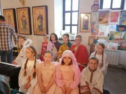 Рекордное число юных хабаровчан объединил творческий конкурс «Пасхальная радость» в храме Александра Невского