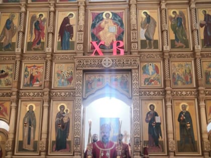 АРХИЕРЕЙСКАЯ ЛИТУРГИЯ В НЕДЕЛЮ О РАССЛАБЛЕННОМ