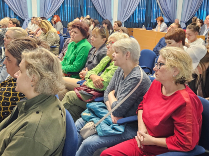 В Хабаровске проходит семинар-тренинг по оказанию социальных услуг