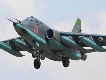 Штурмовик Су-25 упал в Краснодарском крае