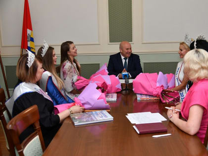 Сергей Кравчук: В Хабаровске живут самые красивые девушки!