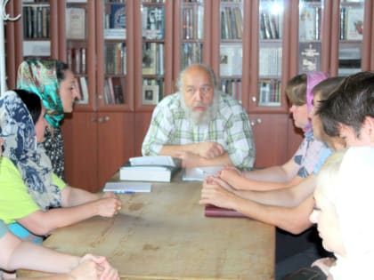 Участники соцпроекта побывали в хабаровском храме на Пятой