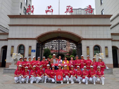 ДРУЖЕСКИЙ ВИЗИТ В КИТАЙ