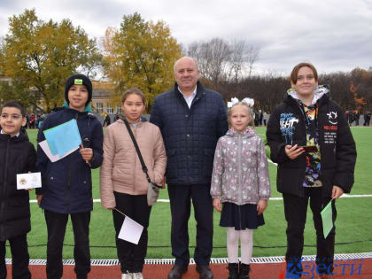 В хабаровской школе № 52 открыли умную спортплощадку