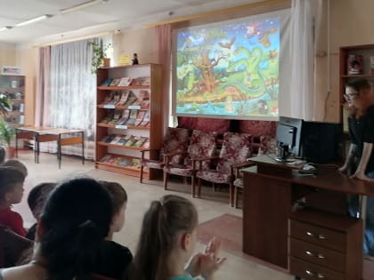 ДЕНЬ ВСПОМИНАНИЯ ЛЮБИМЫХ КНИЖЕК В БИБЛИОТЕКЕ