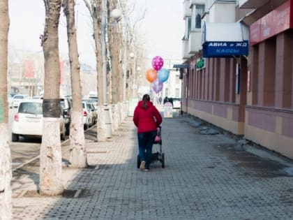 За рождение первого ребенка семьям в России хотят выплачивать по 1 млн рублей