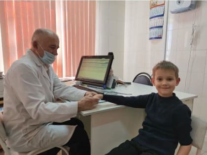 Осмотр детского населения в муниципальном районе им. Полины Осипенко