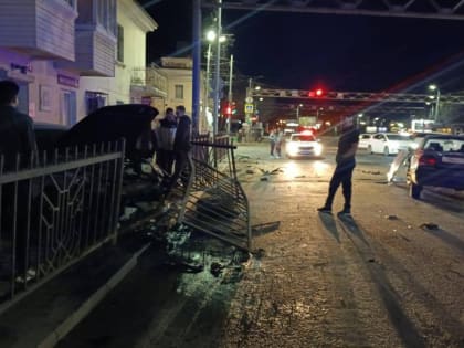 В ночном ДТП в Хабаровске пострадали трое человек