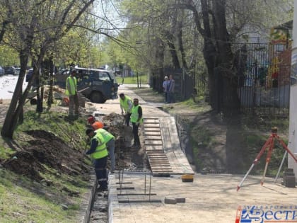 Более 50 млн руб. выделила мэрия на ремонт тротуаров в Хабаровске