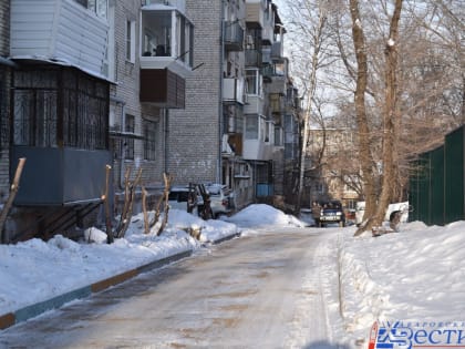 Более 40 жалоб на некачественную уборку дворов поступило с начала года