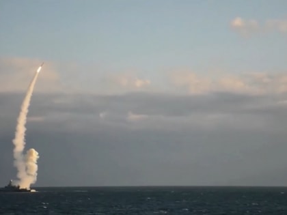 Российская армия нанесла ракетный удар по топливным складам на Украине