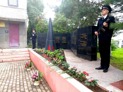 В преддверии Дня солидарности в борьбе с терроризмом к комсомольчанам обратились глава города и председатель Думы