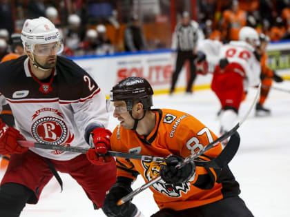 Хабаровский «Амур» завершил домашнюю серию победой над «Витязем»