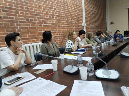 Состоялось очередное заседание общественного совета при Минздраве края