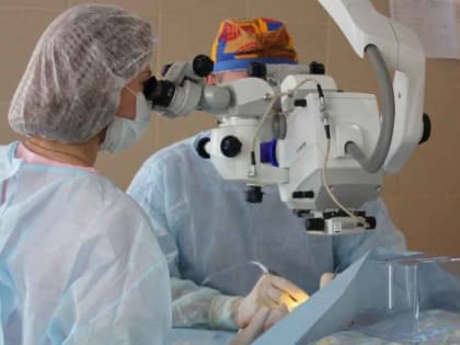 В крае увеличивается число операций по замене хрусталика глаза