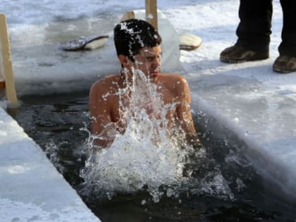 В Минздраве напомнили о правилах безопасных крещенских купаний