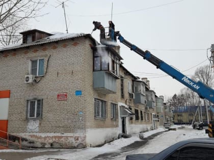 12 кровель за один день очистила от снега и сосулек УК «Северный округ»