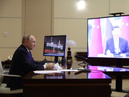 Партнерство РФ и КНР незыблемо: эксперты о беседе Путина и Си на фоне инаугурации Трампа