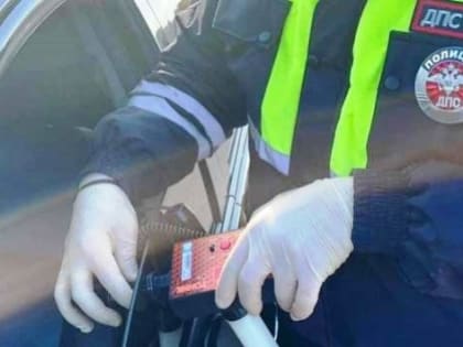 Разрешать или нет? В Госдуме поспорили из-за тонировки машин