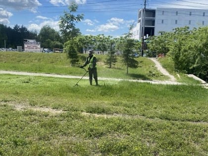 В Хабаровске продолжают наводить порядок на улицах