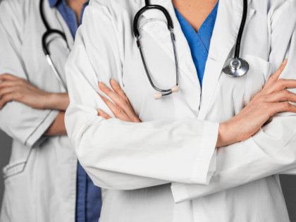 Реаниматолог, невролог и онколог стали самыми дефицитными врачами в Хабаровском крае