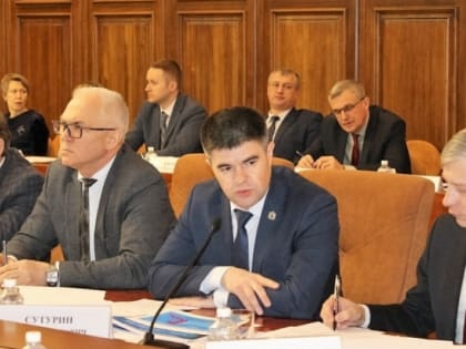Олег Сутурин ушел с поста министра строительства Хабаровского края