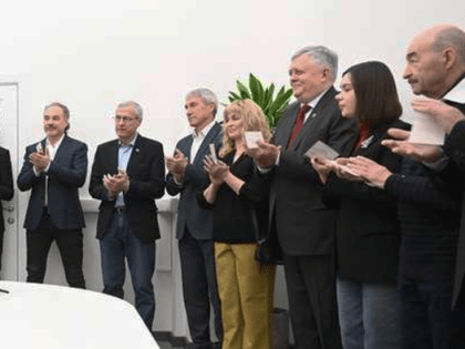 Владимир Машков вручил удостоверения доверенным лицам Владимира Путина